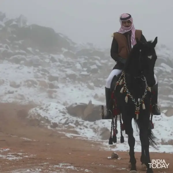 Neve nel deserto dell'Arabia Saudita